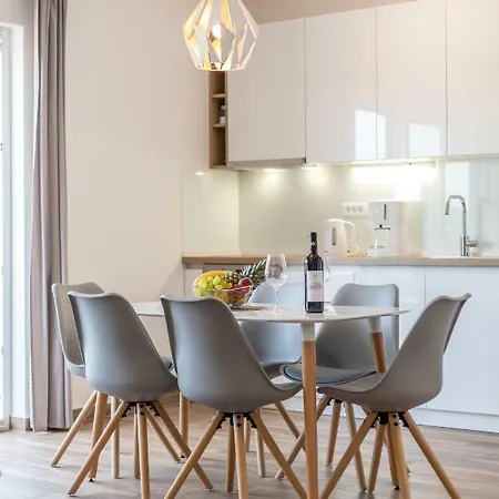 Luxury View * روغوزنيكا