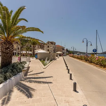 Luxury View شقة *