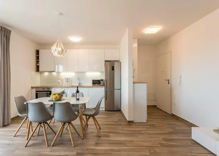 Luxury View רוגוזניצה