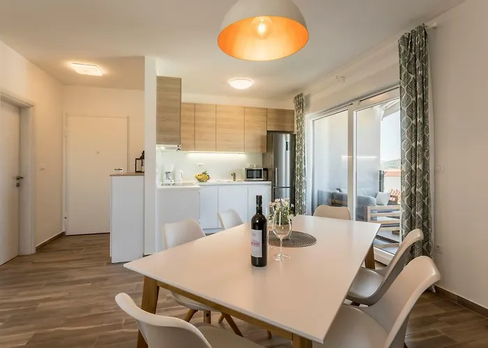 Luxury View דירה *